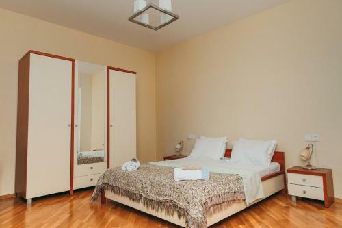 Furnished Apartment With City View