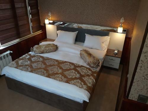 Albergue East House Hotel