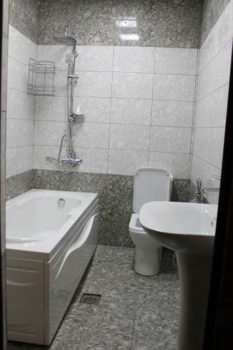 Albergue East House Hotel