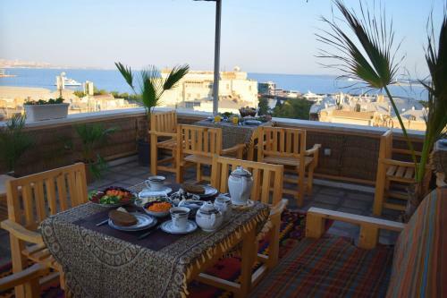 Old City Hotel & Apartments