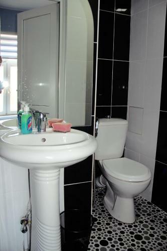 Cth-baku-hostel