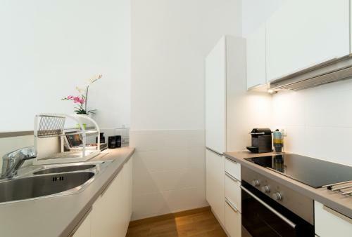 Grand Place The Looks Apartment