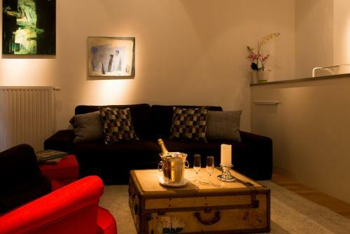 Grand Place The Looks Apartment