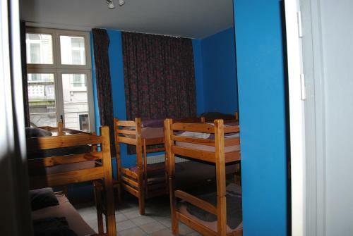 Charlie Rockets Youth Hostel