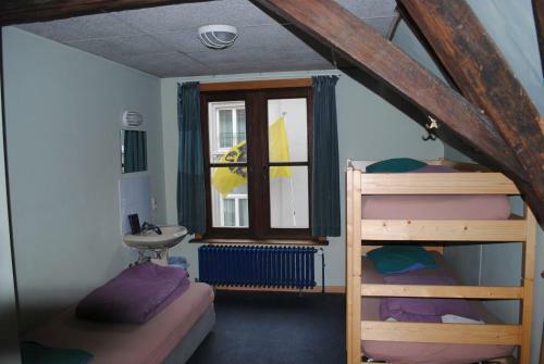Charlie Rockets Youth Hostel