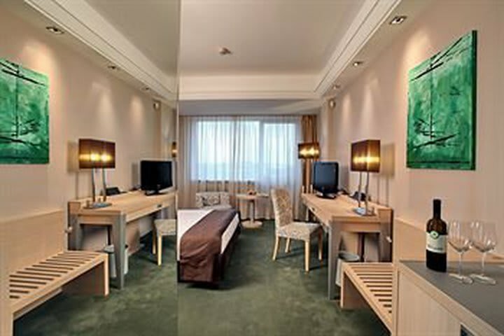 Hotel Holiday Inn Belgrade