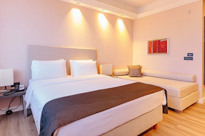 Hotel Holiday Inn Belgrade