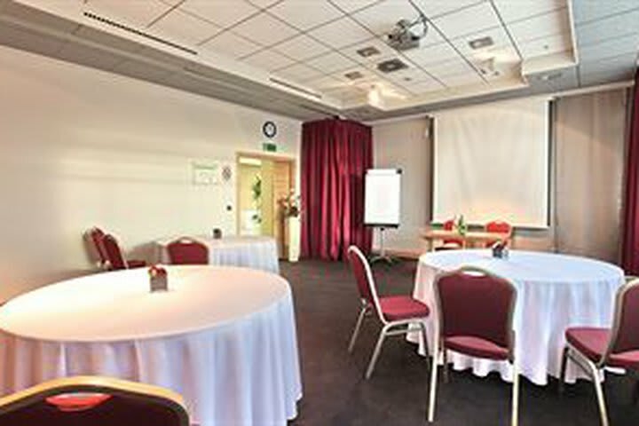 Hotel Holiday Inn Belgrade