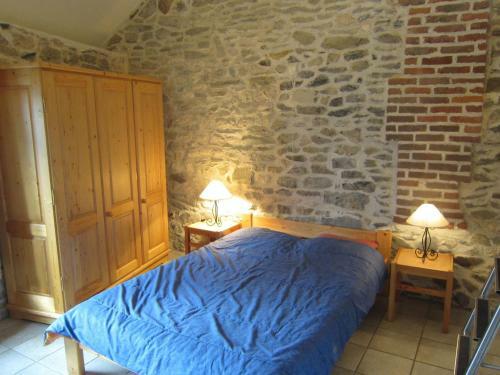 Cozy Holiday Home With Garden In Viroinvlal