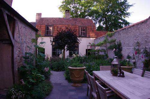 B&B Canal Deluxe