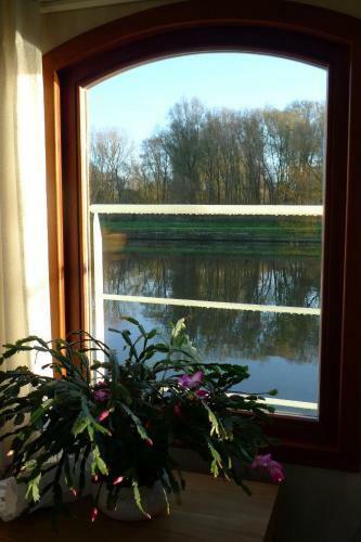 B&B Barge Johanna