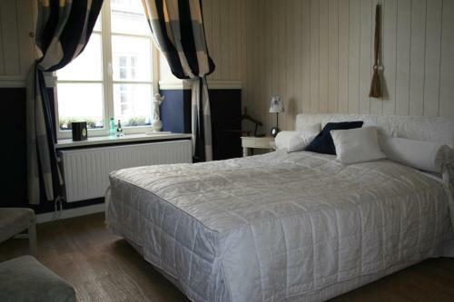 B&B Con Amp�re