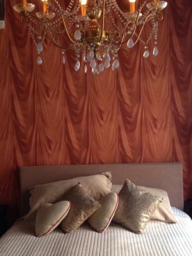B&B Con Amp�re