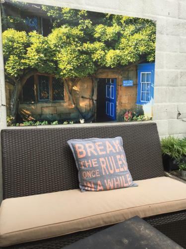 B&B Con Amp�re