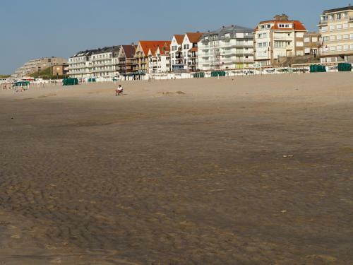 Apartamento Appartement Sur La Digue - De Haan - Le Coq - Silver Beach