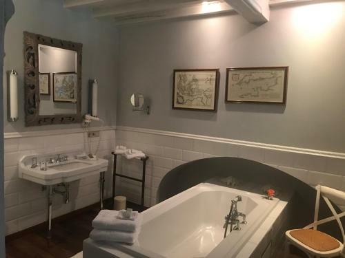 Hostal B&B Number 11 Exclusive Guesthouse