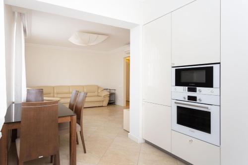 Minsklux Apartment 2