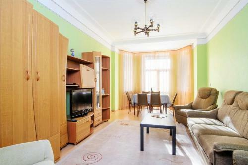 Economy Apartment Center