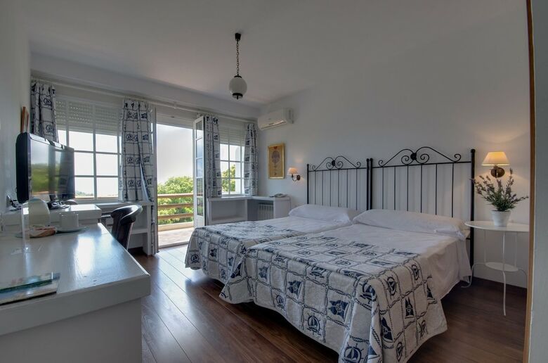 Hotel Mes�n De Sancho
