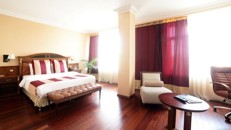 Hotel Crowne Plaza - Minsk