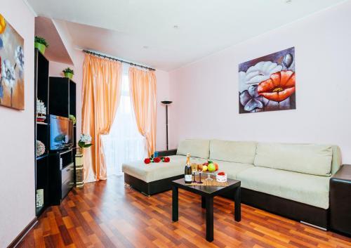 10 Apartment On Ploshad Pobedi