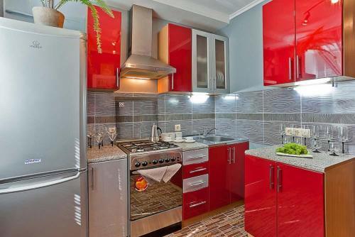 10 Apartment On Ploshad Pobedi