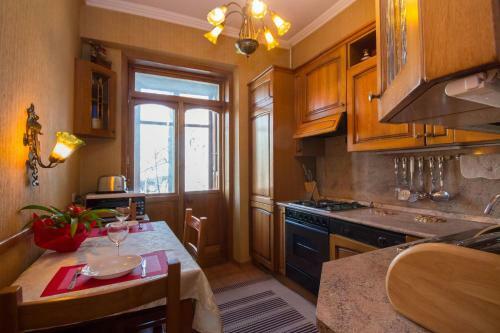 Apartamento Two Bed Rooms On Karl Marx