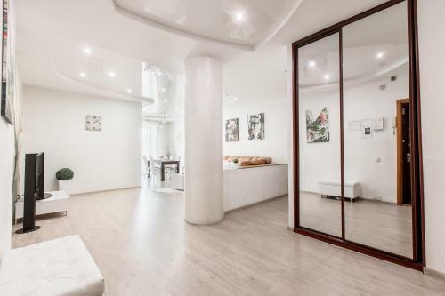 Apartamento Spacious Kirova Mgapartments