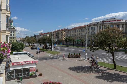 Apartment On Niezalie?nasci 55