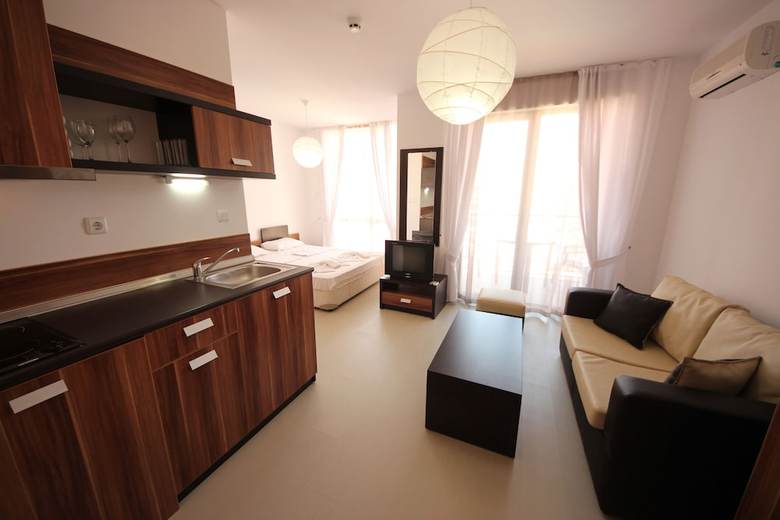 Menada Rainbow Apartments