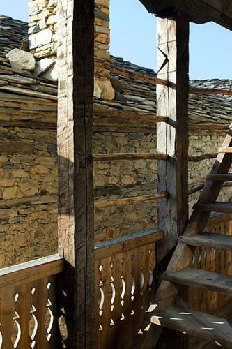 Hostal Bazoteva House