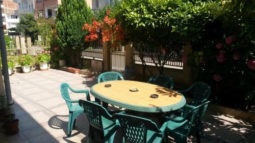 Hostal Guesthouse Kadieva