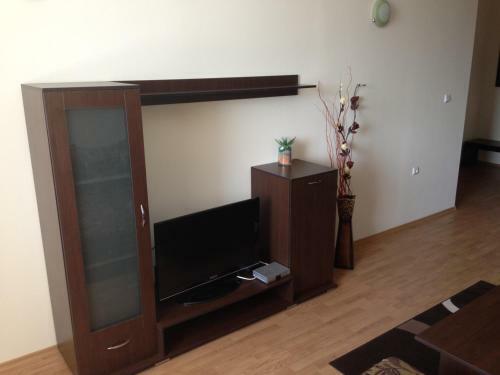 Dilov Apartments In Yalta Golden Sands