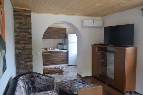 Hostal Koshov Guest House