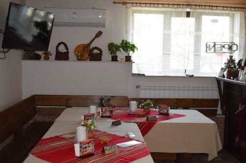 Hostal Koshov Guest House