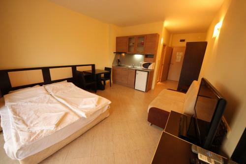 Menada Regina Mare Apartments