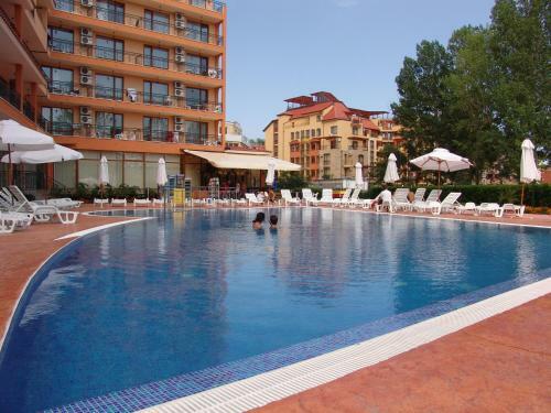 Happy Aparthotel & Spa