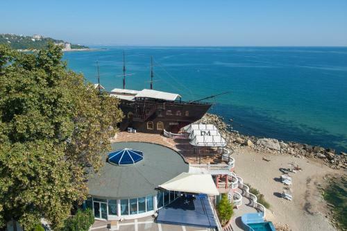 Sirius Beach Hotel & Spa - Summer All Inclusive