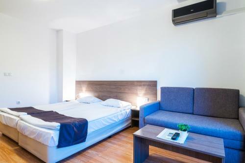Aparthotel Admiral Plaza Hotel