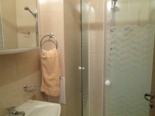 Bondis Alexander Services Apartments