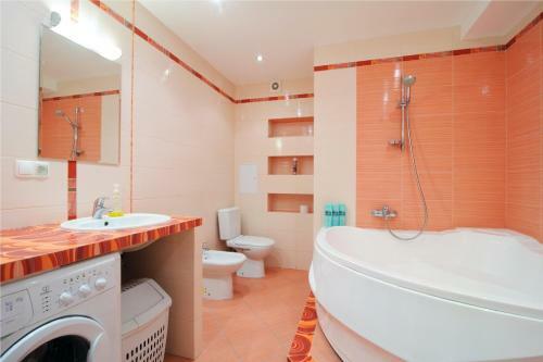 4 Rooms Apartment On Surhanava