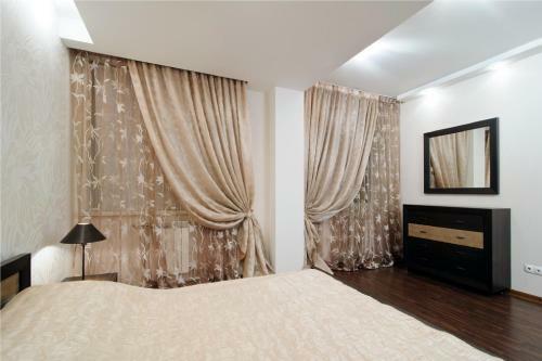 4 Rooms Apartment On Surhanava