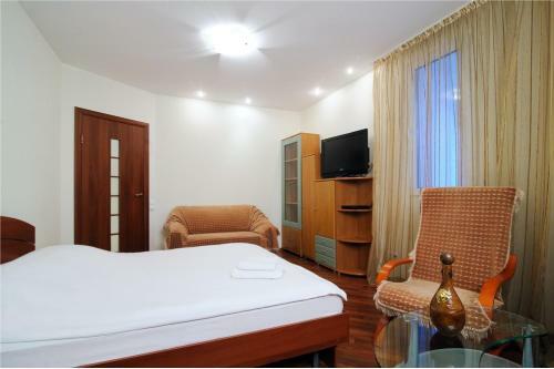 4 Rooms Apartment On Surhanava