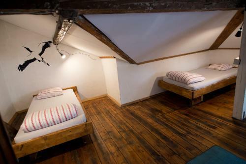 Hostal Canape Connection Guest House