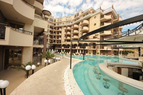 Menada Apartments In Golden Rainbow