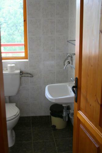 Hostal Victoria Sinemorets Guest House