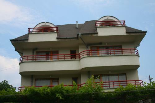 Hostal Victoria Sinemorets Guest House