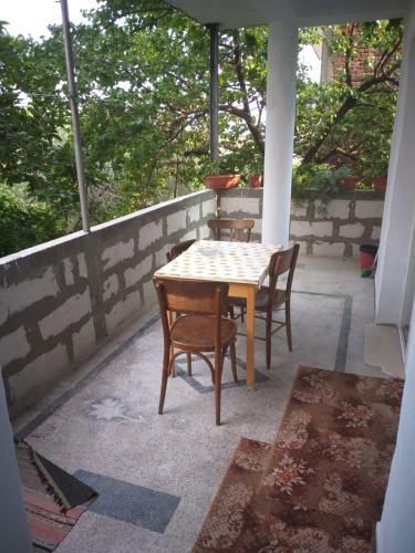 Hostal Apartment Lachevi