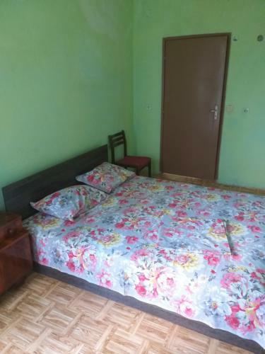 Hostal Apartment Lachevi