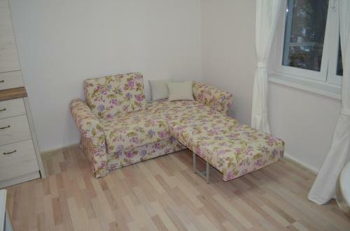 Maxim Apartment